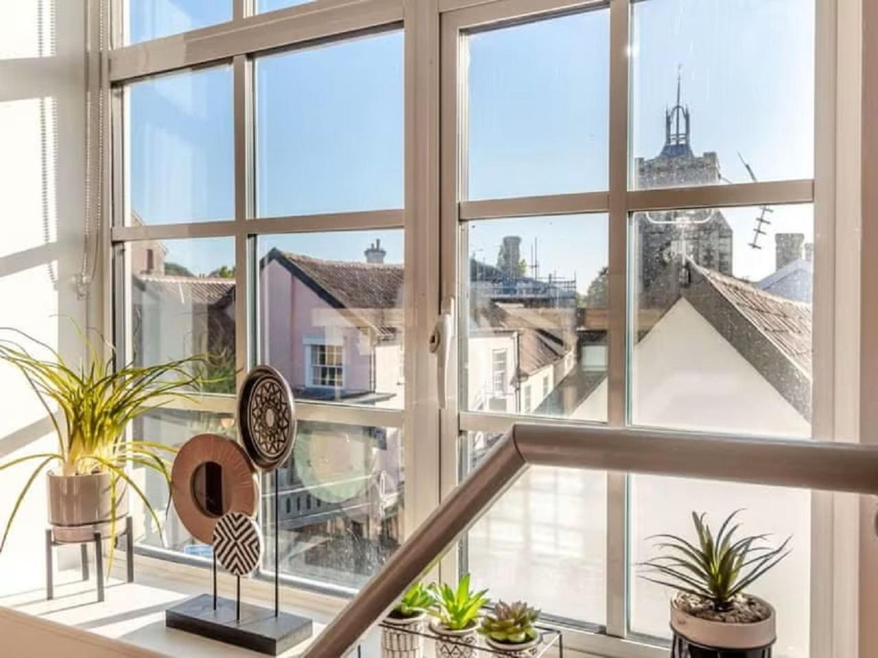 Apartment Flat In Heritage Triangle,